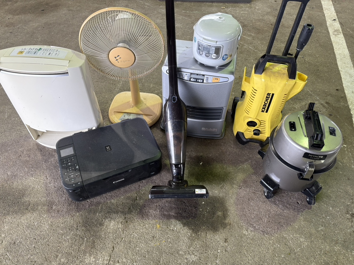 小型家電回収のイメージ - 電子レンジやその他家電製品